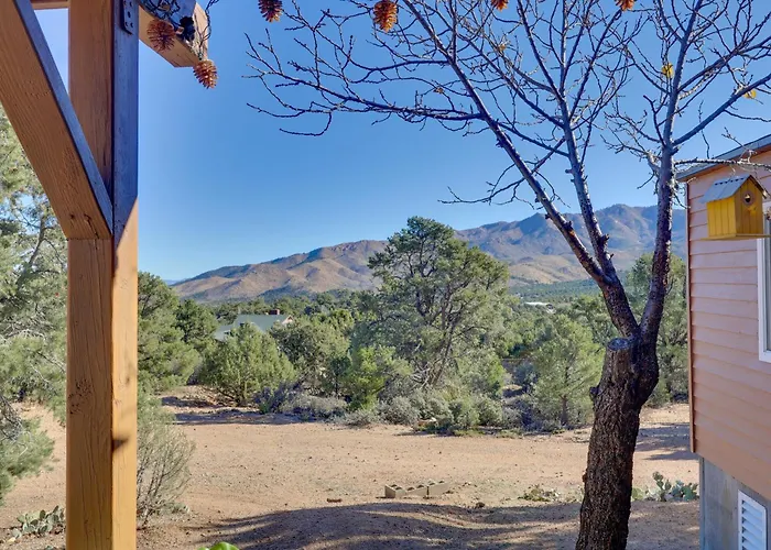 Hualapai Mtn Views On 2 Acres: 'thunderhead' Holiday home *