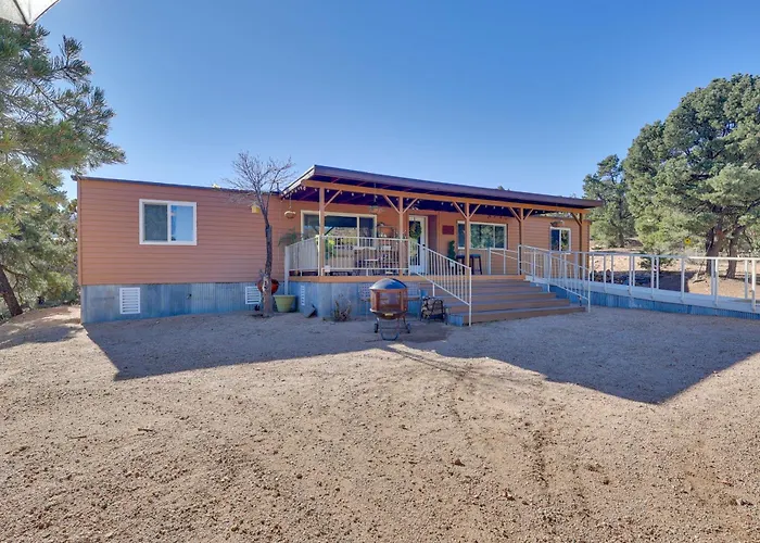 Holiday home Hualapai Mtn Views On 2 Acres: 'thunderhead' Kingman